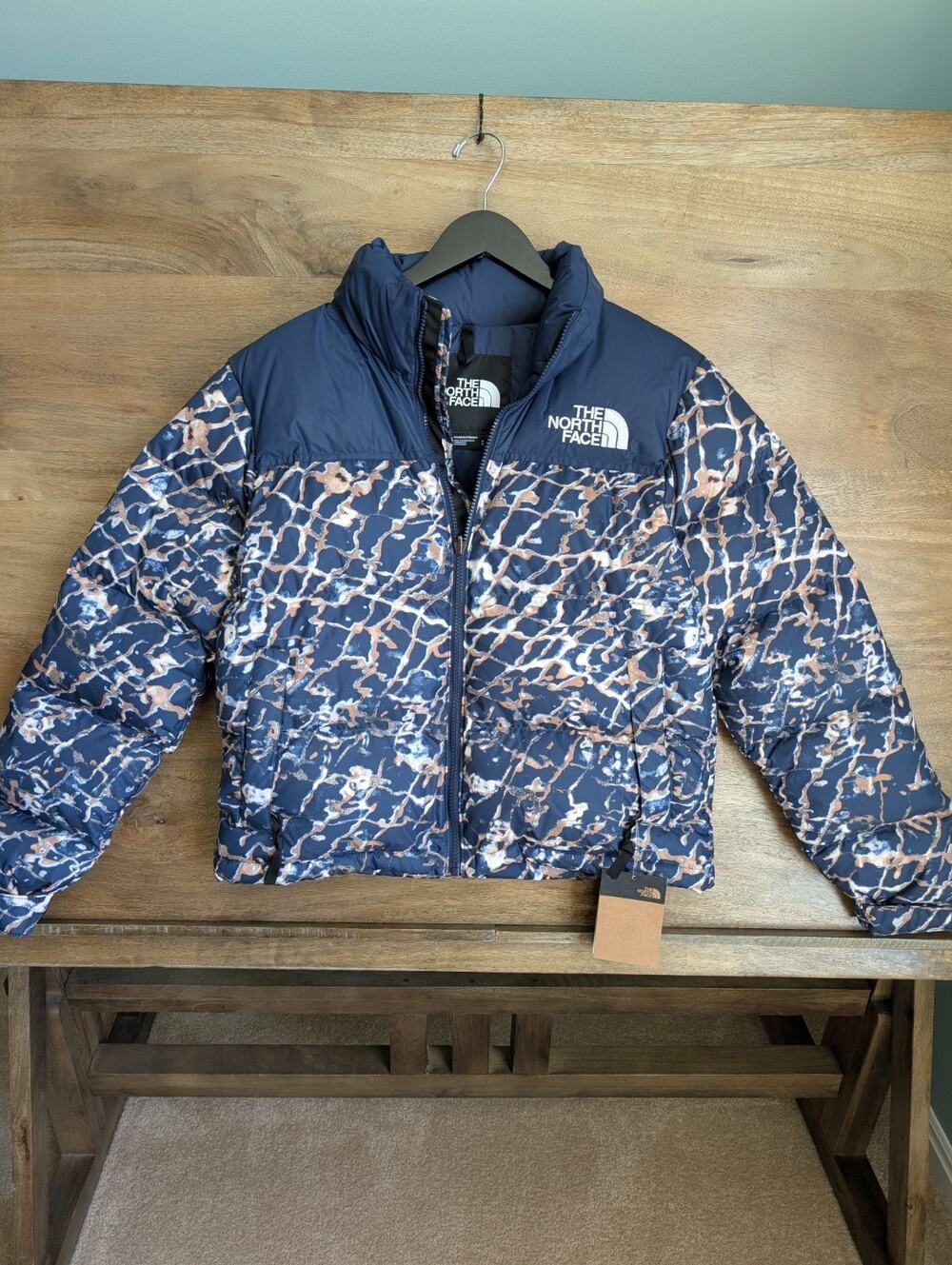NWT The North Face 1996 Retro Nuptse Jacket Womens Small Multi Abstract Full Zip